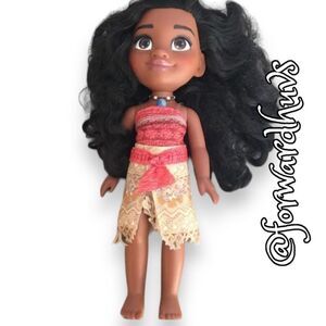 Disney Moana 14” Plastic Doll - Adventure Awaits